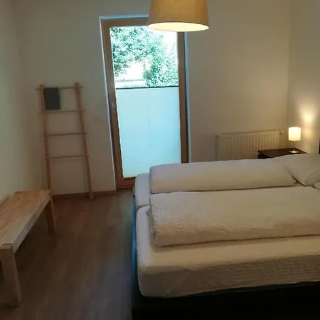 Planaiperle アパート シュラートミンク